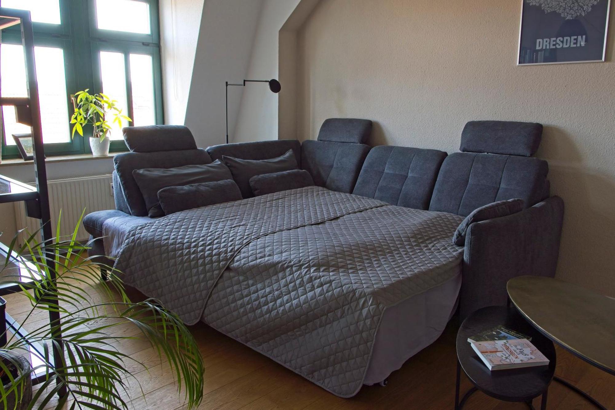 Louise No 1 Apartment *